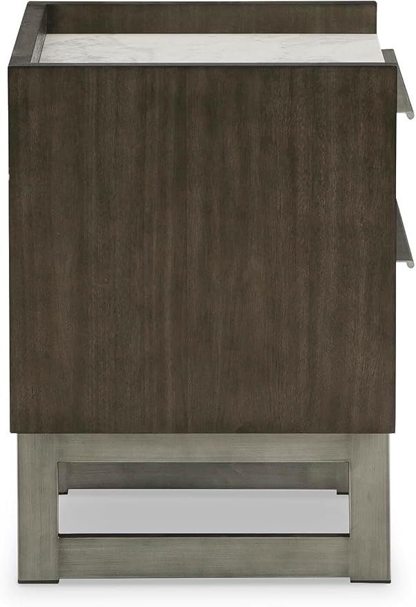 Grayish Brown/White