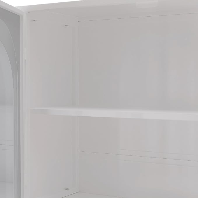 White（4）
