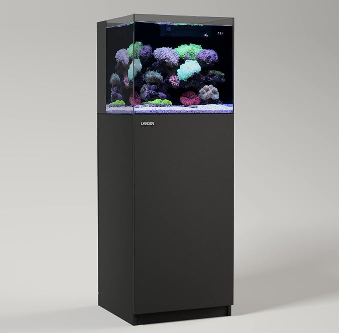Black-fig8_inlet