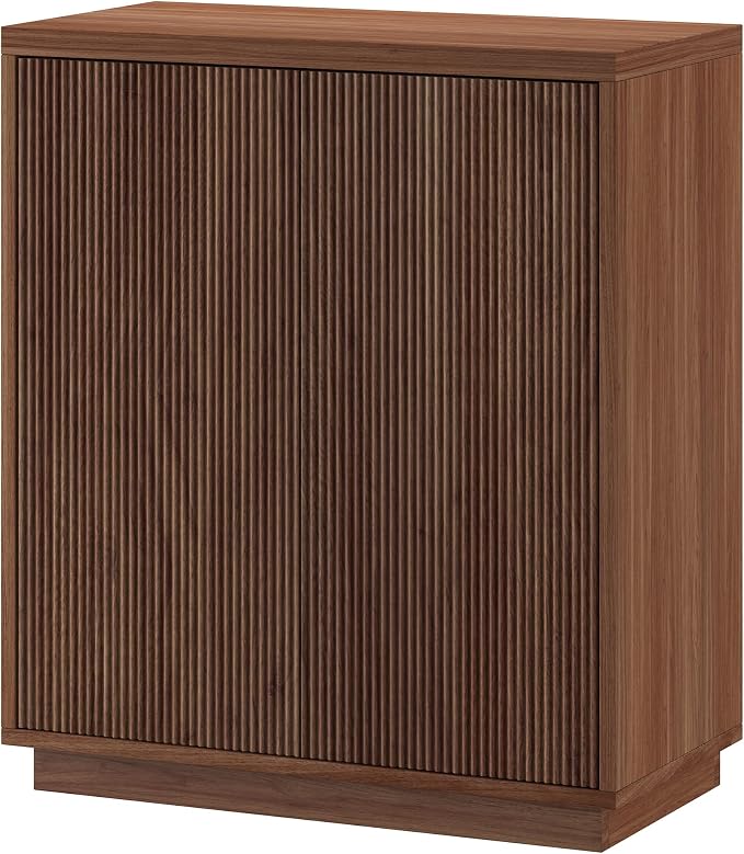 Medium Walnut
