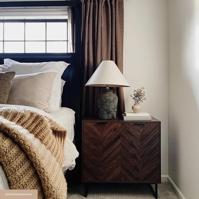 Walnut-matte Black