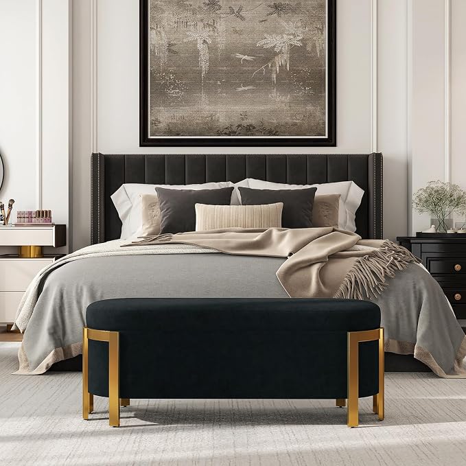 Velevt Black