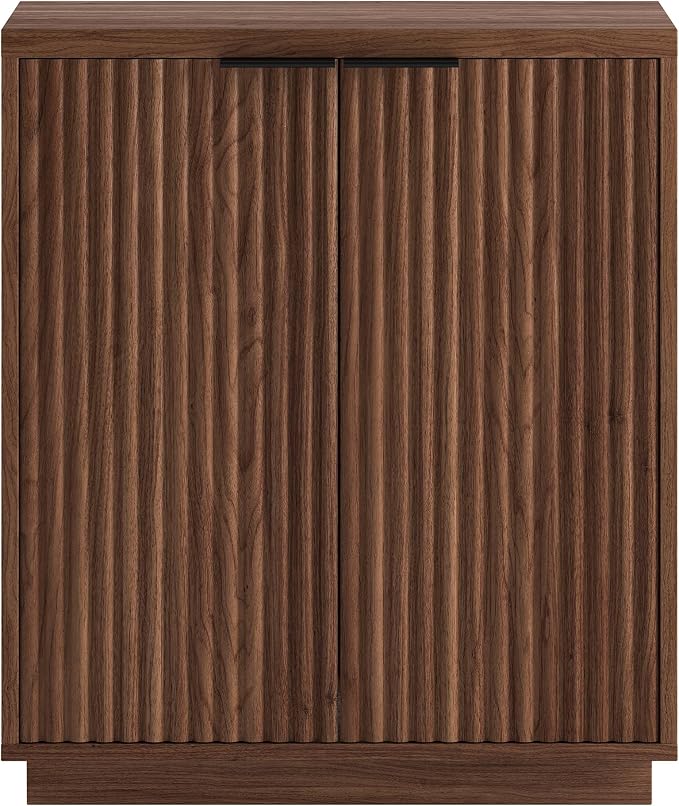 Medium Walnut