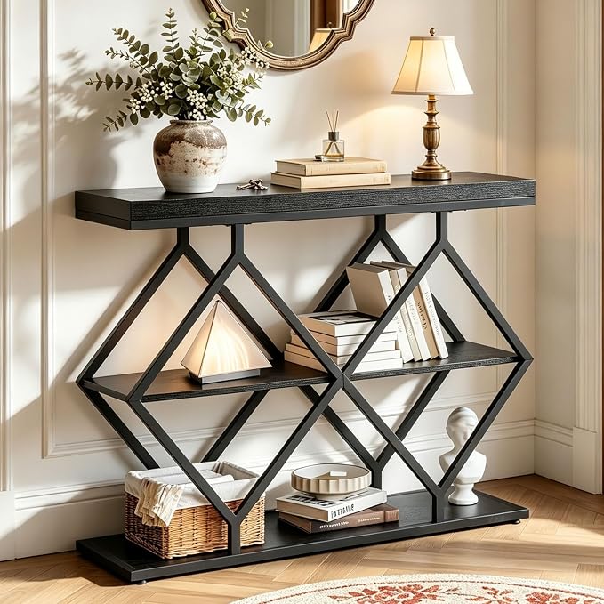Black + Diamond-shaped