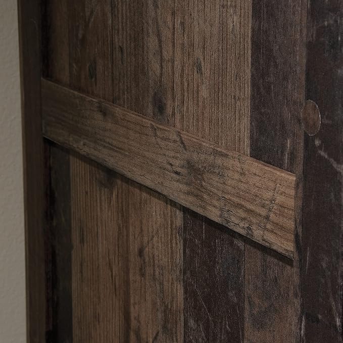 Reclaimed Pine