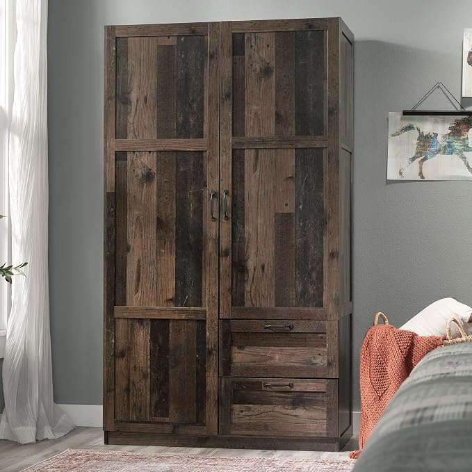 Reclaimed Pine