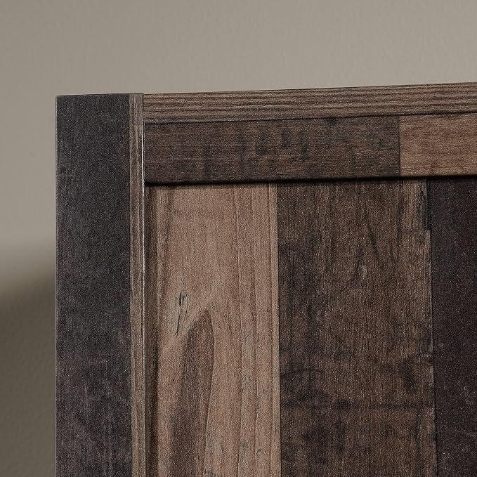 Reclaimed Pine