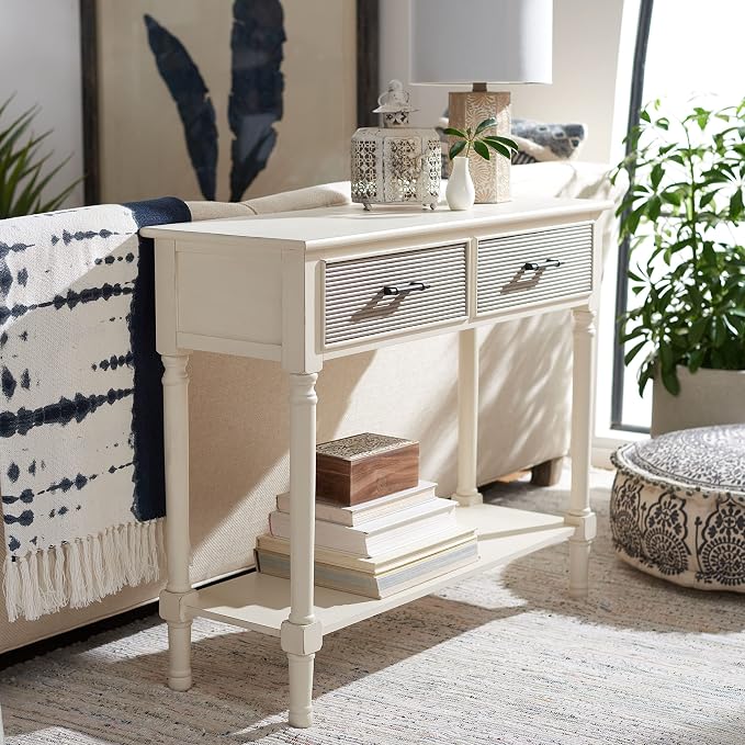 Distressed White / Greige